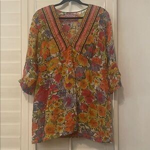 Johnny Was Multicolor Floral V-Neck Top